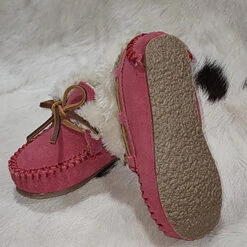 Minnetonka Pink Suede "Charley" Children's Slippers 13 Minnetonka Pink Suede "Charley" Children's Slippers -Shoe Promotion Store pinkminn6