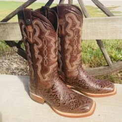 Tanner Mark Women's "Trinity" Classic Brown Square Toe Boots